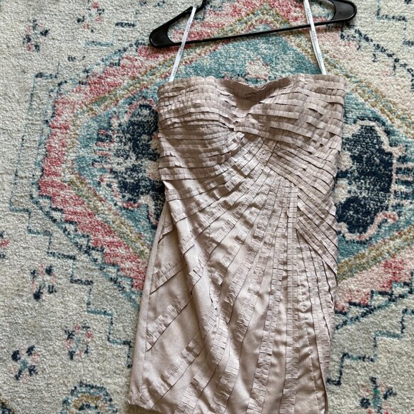 Champagne Metallic Textured Cocktail Dress - Picture 2 of 3